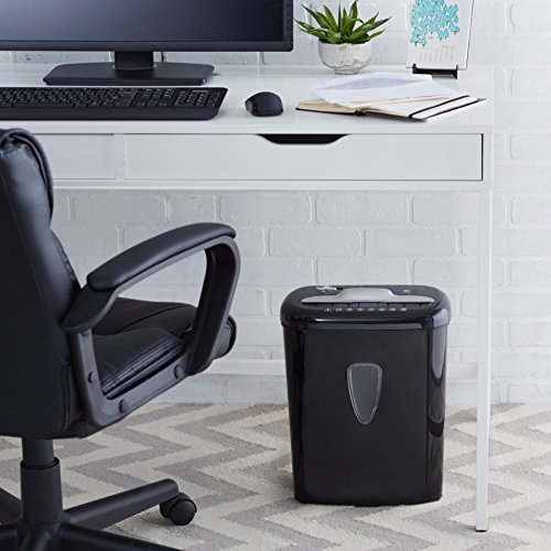 AmazonBasics Hochsicherheits-Aktenvernichter für Papier und Kreditkarten, Partikelschnitt, bis zu 6 Blatt - 6